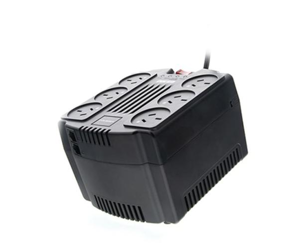 Protector eléctrico Forza FVR-1602A — est. 1600VA/800 W 6 IRAM RJ45-220V